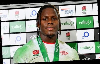 Rugby star Maro Itoje launches laptop drive for children in lockdown