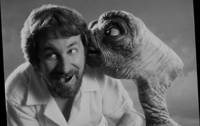 Steven Spielberg's 'E.T.' Scrapped a Crowd-Pleasing Alternate Ending