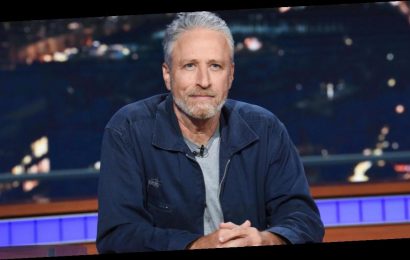 Jon Stewart speaks out on Reddit-GameStop frenzy in first-ever tweet