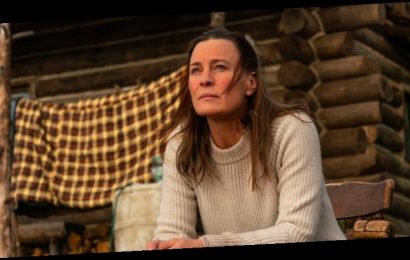 'Land' Review: Robin Wright Goes Off the Grid in Her Feature Directorial Debut [Sundance 2021]