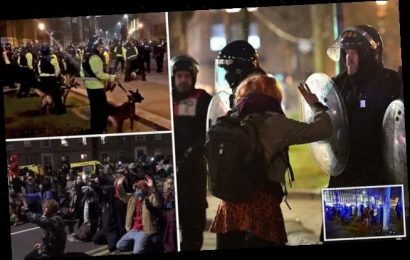 New clashes in Bristol between police and &apos;Kill the Bill&apos; protesters
