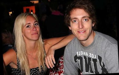 Who is Thomas Middleditch's ex-wife Mollie Gates?