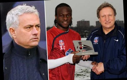 Victor Moses delivers snub to ex-Chelsea boss Jose Mourinho by rating Neil Warnock as a better manager than Special One