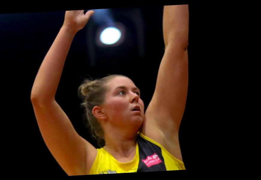 Vitality Netball Superleague: Manchester Thunder overcome Leeds Rhinos, Wasps pushed by Dragons