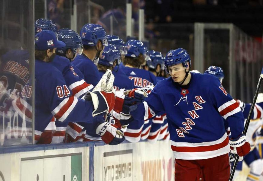 Rangers’ playoff pulse keeps getting stronger
