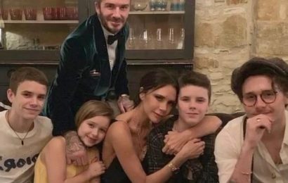 What Victoria Beckham’s famous arm drape pose really means
