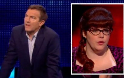 Bradley Walsh lost for words over ‘nonsense’ The Chase question: ‘Can you believe that!’