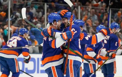 Islanders hoping this do-or-die chance ends as happily as their first