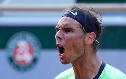 Rafael Nadal responds to rare drop of set to reach French Open semi-finals