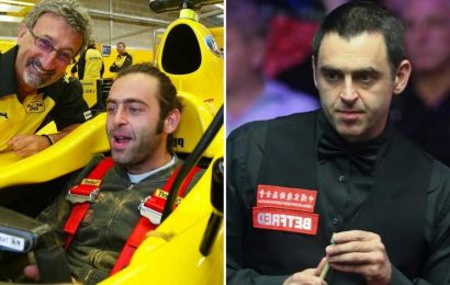 Snooker star Ronnie O’Sullivan led cops on a 140mph motorway chase — then tried to bribe them when caught
