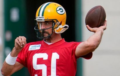 Aaron Rodgers back to work as icy Packers relationship appears to thaw