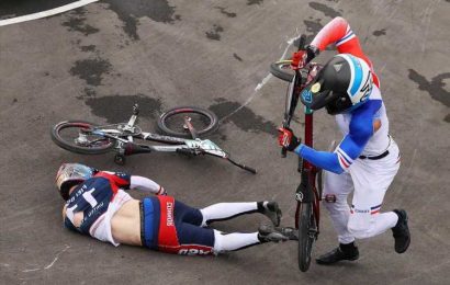 Connor Fields horror crash: Reigning BMX Olympic champion leaves on stretcher after semi-final shunt at Tokyo 2020