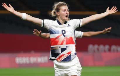 Tokyo 2020: Ellen White scores again as Great Britain secure early passage to Olympics quarter-finals