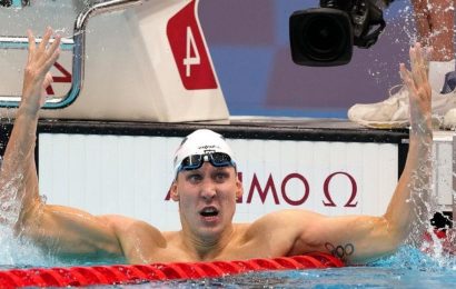US starts off strong with 3 swim medals, including 1st gold