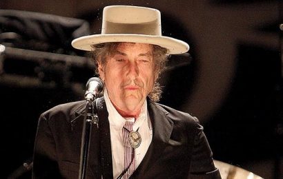Bob Dylan ‘Vigorously’ Defends Himself After He’s Accused Of Sexually Abusing 12-Year-Old In 1965