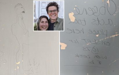 Couple in hysterics after discovering ‘obscene’ 50-year-old message hiding underneath wallpaper in new home