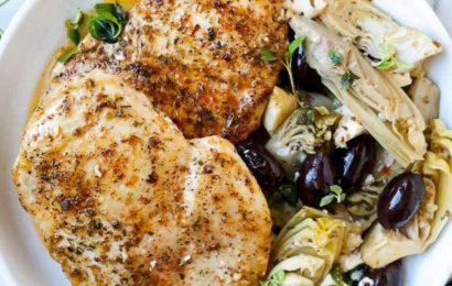 What's for dinner? Easy Greek chicken skillet in under 30 minutes