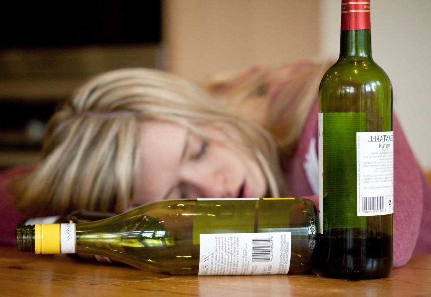 You binge drink because of trigger in your brain, say scientists