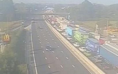 Beach getaway chaos as A30 shut in both directions and hour-long tailbacks on M1 and M6