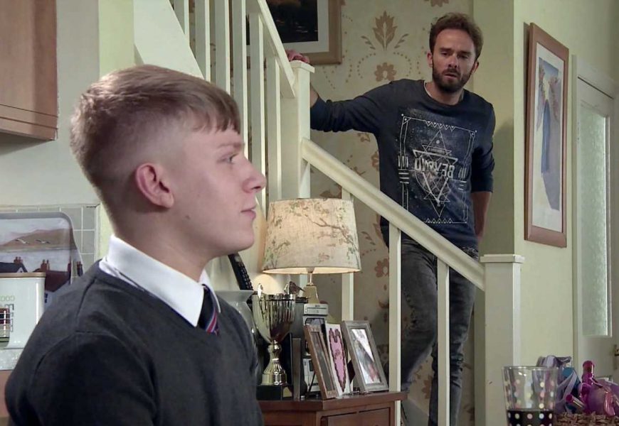 Coronation Street viewers baffled as beloved character 'disappears' from soap