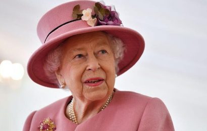 Queen Elizabeth congratulates BBC’s ‘Songs of Praise’ for showing ‘Christianity as a living faith’