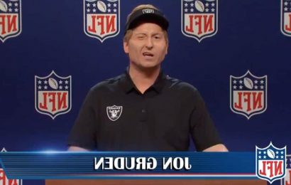 'SNL' Tackles (Sorry) the Jon Gruden NFL Scandal in Cold Open (Video)