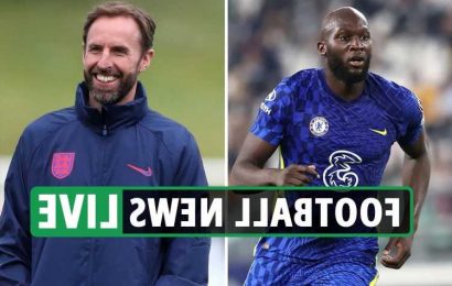 Chelsea sweat on Lukaku fitness ahead of Juventus clash, Newcastle enter Vlahovic transfer race, Southgate new contract