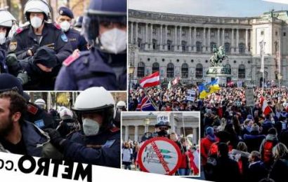 Far-right leads huge protests in Austria ahead of national lockdown