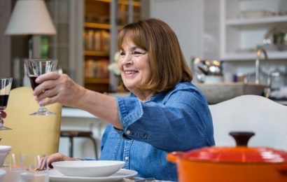 Ina Garten's 10 Barefoot Contessa Recipe Picks for a Holiday Cocktail Party