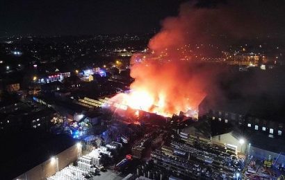Huge fire rips through Wakefield warehouse