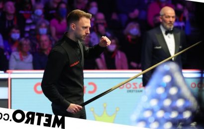 Trump weighs up Robertson vs Hawkins Masters final after narrowly missing out