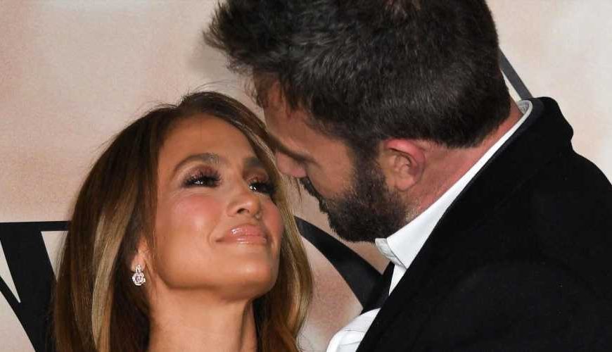 Jennifer Lopez and Ben Affleck Were the Cutest Couple at the Super Bowl