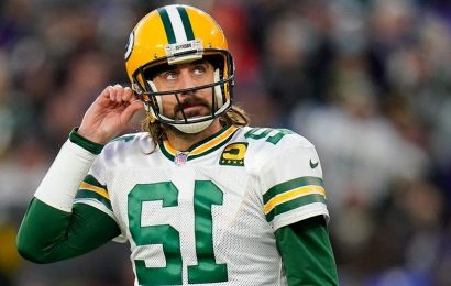 Packers have 'cautious optimism' on Aaron Rodgers' potential return in 2022: report
