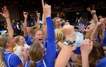 How Creighton upset Iowa and Caitlin Clark to reach its first Sweet 16