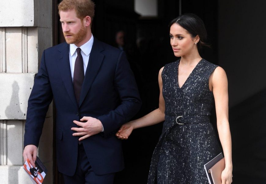 Meghan Markle's Subtle Gesture During Interview With Prince Harry Proves 'Tide Has Changed' in Their Relationship, Body Language Expert Reveals Meghan Markle's Subtle Gesture During Interview With Prince Harry Proves 'Tide Has Changed' in Their Relationship, Body Language Expert Reveals