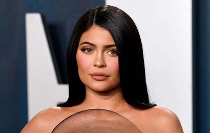 Mom's Night Out! Kylie Jenner Was 'In Great Spirits' 6 Weeks Postpartum