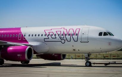 Fury as Wizz Air CHARGES Ukrainian refugees for luggage