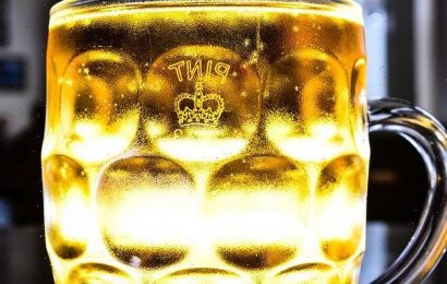 Boris brings back the Crown symbol on our pint glasses for Jubilee
