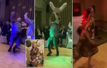 Wedding guest left with a &apos;sore bum&apos; after Dirty Dancing&apos;s famed lift