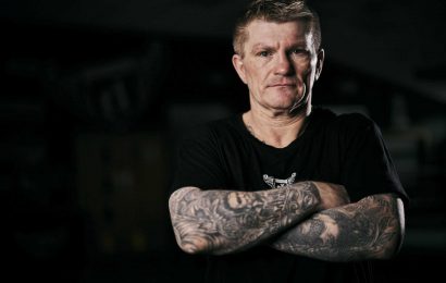 Ricky Hatton's comeback fight against Marco Antonio Barrera aged 43 rescheduled with new date confirmed | The Sun