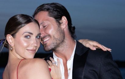 Dancing With The Stars’ Jenna and Val expecting first baby: ‘It all seems so magical’