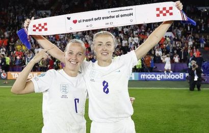 Williamson and Mead &apos;set for Queen&apos;s honours if Lionesses win Euros&apos;