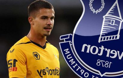Everton have £8.5m Leander Dendoncker transfer bid rejected by Wolves with Frank Lampard desperate for midfield help | The Sun