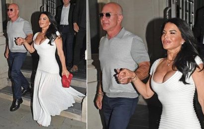 Is that outfit from Amazon? Bezos&apos;s lady Lauren dazzles at London date