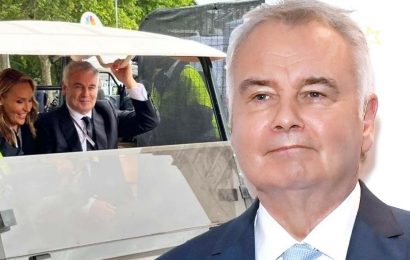 Eamonn Holmes shares update on ‘mobility issues’ amid Queen coverage