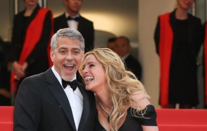 Julia Roberts Says George Clooney Saved Her From "Complete Loneliness" During Quarantine