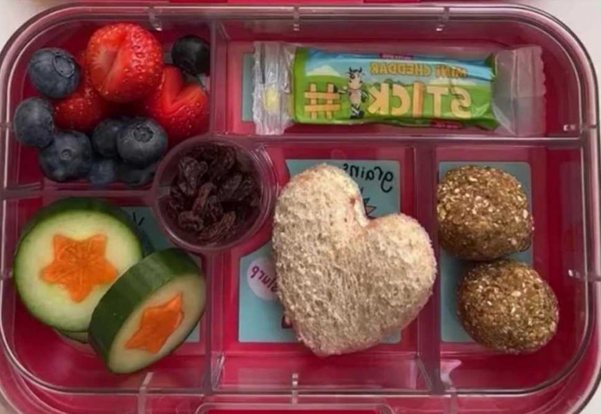 Mum splits opinion after sharing the packed lunch she makes for her three-year-old- & everyone's saying the same thing | The Sun