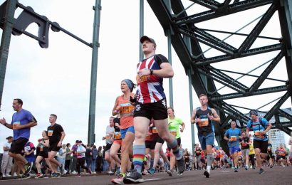 Tributes paid to the Queen at the Great North Run