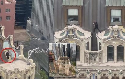 Daredevil runs along the TOP of 23-story West Street Building