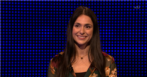 ITV The Chase fans in awe over stunning contestant’s ‘mesmerising eyes’